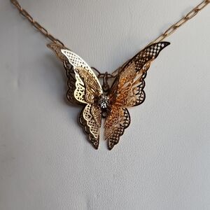 Elegant Gold Butterfly Pendant Necklace